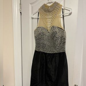Prom/cocktail vintage black pearl embellished dress